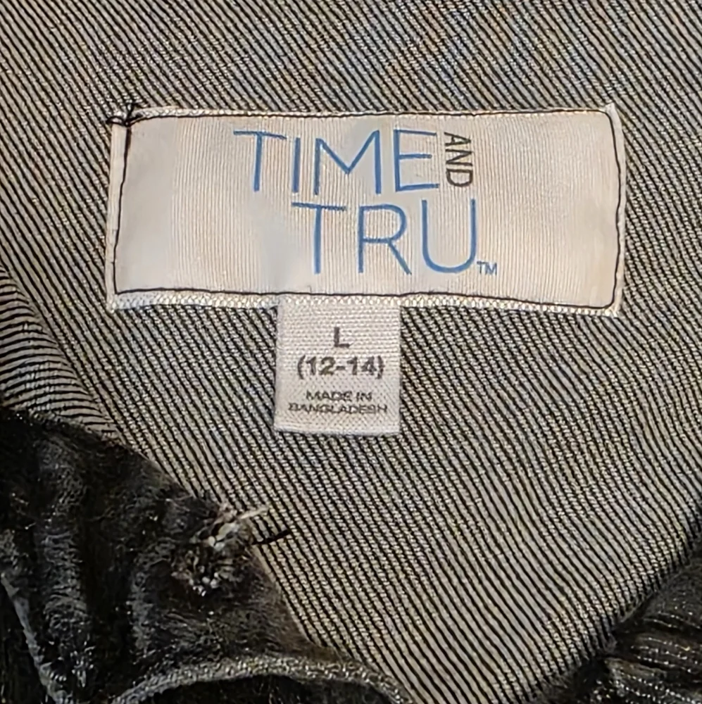 time and tru black denim jacket size large jean jacket womans stretch - Picture 3 of 5